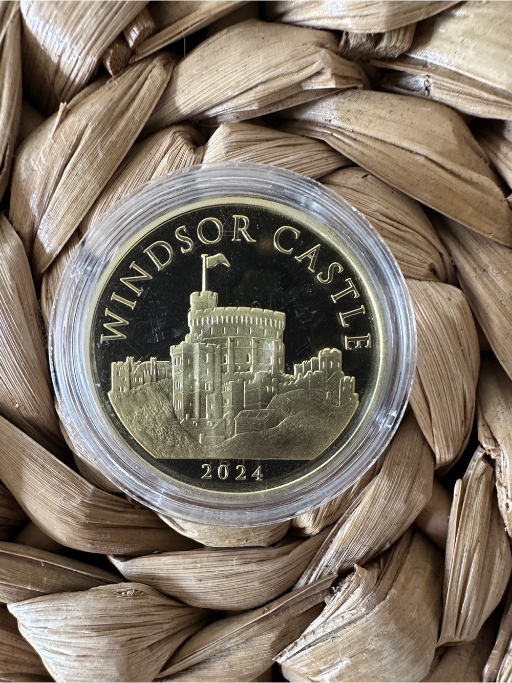 Windsor Castle Commemorative Coin - Gold Finish